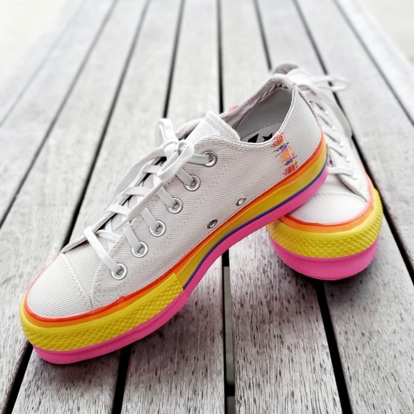 Converse Shoes - Converse CTAS Lift Platform Sneakers